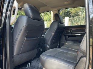 Foto 7 - RAM Classic Laramie Night Edition 5.7 V8 Gasolina 4x4