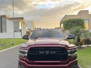 Foto 2 - RAM 2500 Laramie Night Edition 6.7 Turbo Diesel 4x4