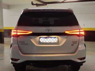 Foto 5 - Toyota Hilux SW4 SRX Platinum 2.8 Turbo Diesel 4x4