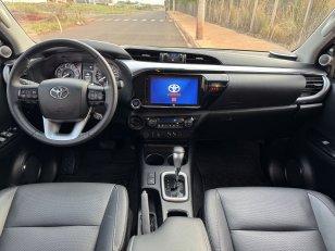 Foto 7 - Toyota Hilux SRX 2.8 Turbo Diesel 4x4