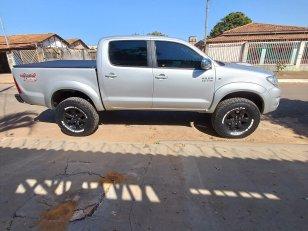 Foto 1 - Toyota Hilux SRV 3.0 Turbo Diesel 4x4