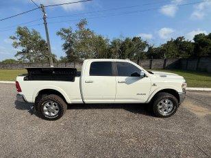 Foto 1 - RAM 2500 Laramie 6.7 Turbo Diesel 4x4