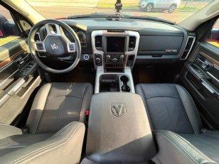 Foto 7 - RAM 1500 Sport R/T 5.7 V8 Gasolina