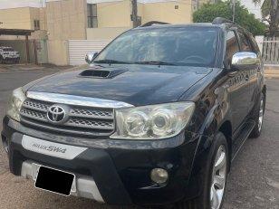 Foto 1 - Toyota Hilux SW4 SRV 3.0 Turbo Diesel 4x4