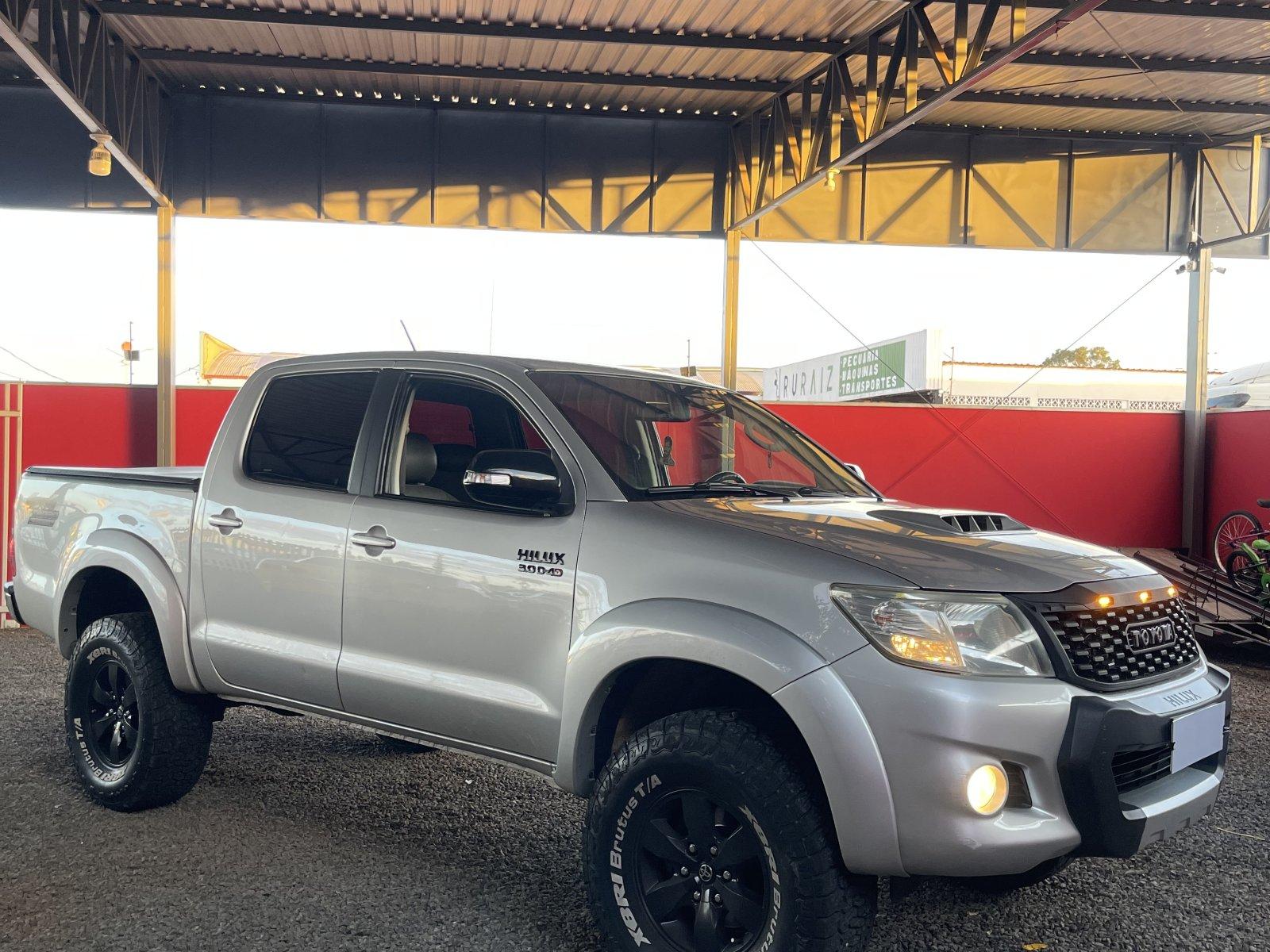 Foto 1 - Toyota Hilux SRV Top 3.0 Turbo Diesel 4x4