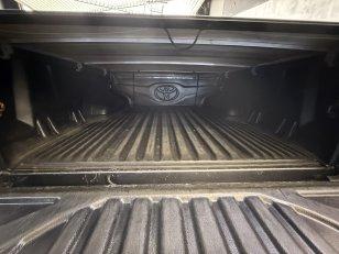 Foto 7 - Toyota Hilux SRX 2.8 Turbo Diesel 4x4