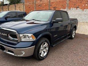 Foto 1 - RAM Classic Laramie 5.7 V8 Gasolina 4x4