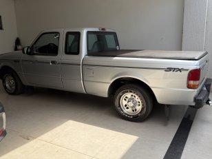 Foto 4 - Ford Ranger STX 4.0 V6 Gasolina 4x2 C.E