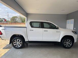 Foto 1 - Toyota Hilux SRX Plus 2.8 Turbo Diesel 4x4