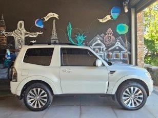 Foto 1 - Mitsubishi Pajero Full HPE Legend Edition 3.2 Turbo Diesel 4x4