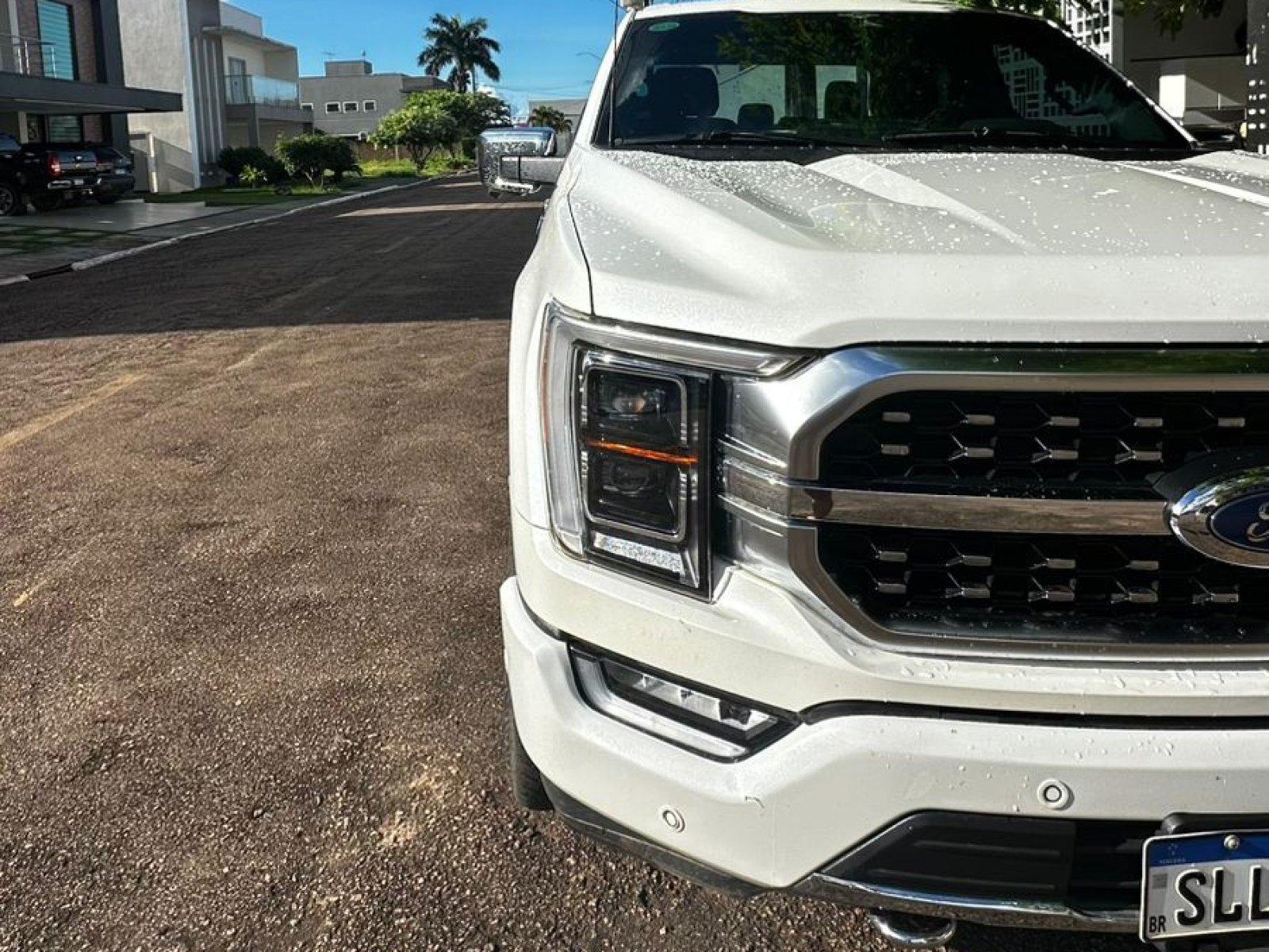 Foto 8 - Ford F150 Platinum 5.0 V8 Gasolina FX4