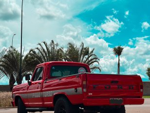 Foto 3 - Ford F1000 Super 3.9 Diesel C.S