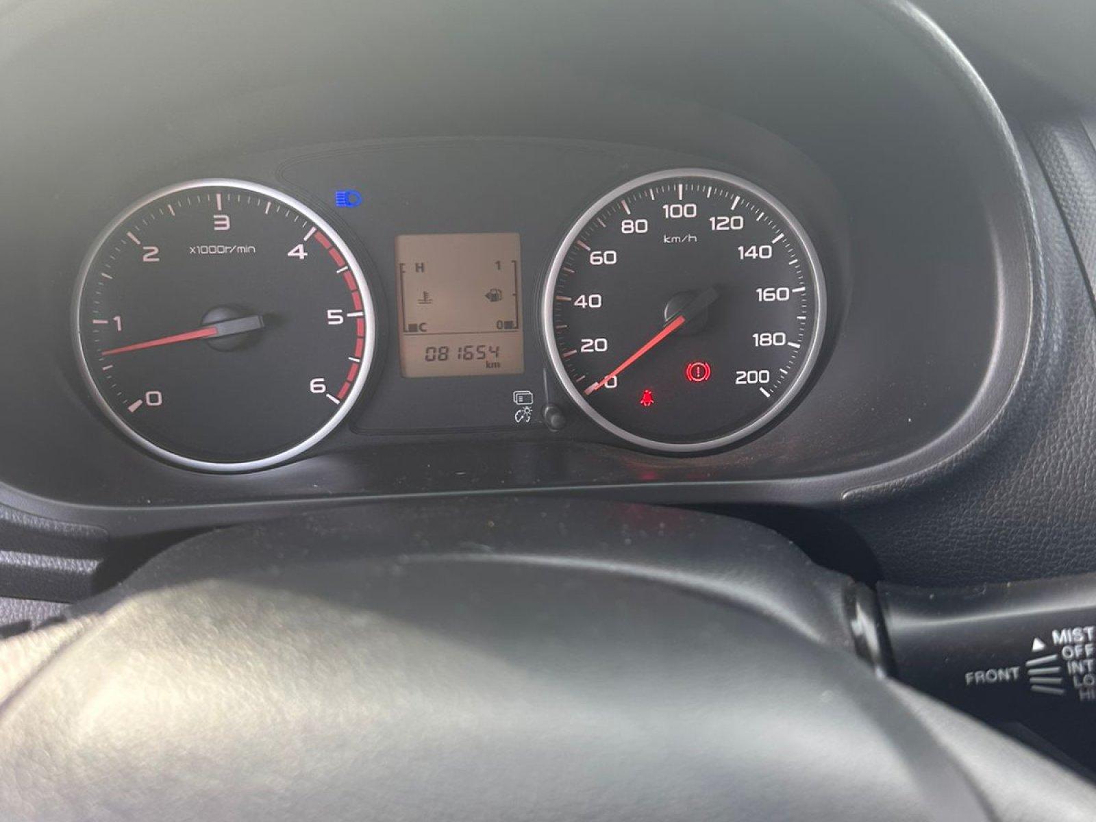 Foto 5 - Mitsubishi L200 GL 2.5 Turbo Diesel 4x4