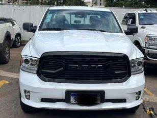 Foto 2 - RAM Classic Laramie Night Edition 5.7 V8 Gasolina 4x4