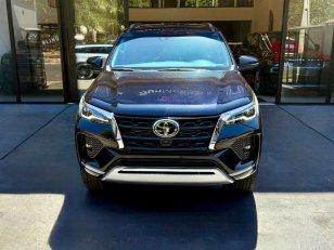 Foto 2 - Toyota Hilux SW4 SRX 2.8 Turbo Diesel 4x4