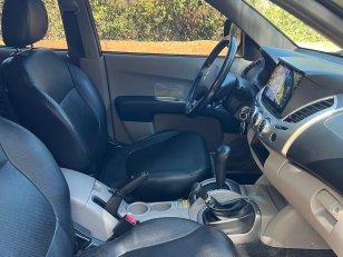 Foto 7 - Mitsubishi L200 Triton HPE 3.2 Turbo Diesel 4x4