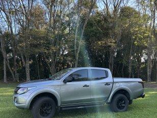 Foto 3 - Mitsubishi L200 Triton Sport GLS 2.4 Turbo Diesel 4x4