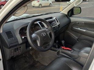 Foto 7 - Toyota Hilux SR 3.0 Turbo Diesel 4x4