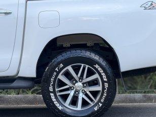 Foto 10 - Toyota Hilux SR 2.8 Turbo Diesel 4x4
