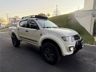 Foto 1 - Mitsubishi Triton HPE 2.4 Bi-Turbo Diesel 4x4
