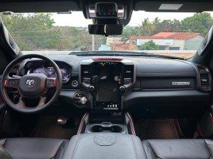 Foto 8 - RAM 1500 Rebel 5.7 V8 Gasolina 4x4