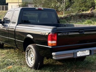 Foto 5 - Ford Ranger STX 4.0 V6 Gasolina 4x2 C.E