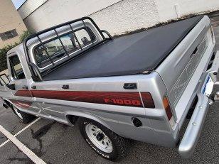 Foto 5 - Ford F1000 3.9 Diesel