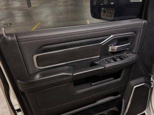 Foto 5 - RAM 2500 Laramie Night Edition 6.7 Turbo Diesel 4x4