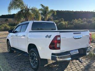 Foto 3 - Toyota Hilux SRX 2.8 Turbo Diesel 4x4