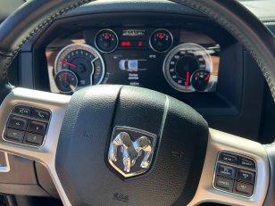 Foto 6 - RAM Classic Laramie Night Edition 5.7 V8 Gasolina 4x4