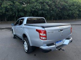 Foto 6 - Mitsubishi Triton GLS 2.4 Bi-Turbo Diesel 4x4
