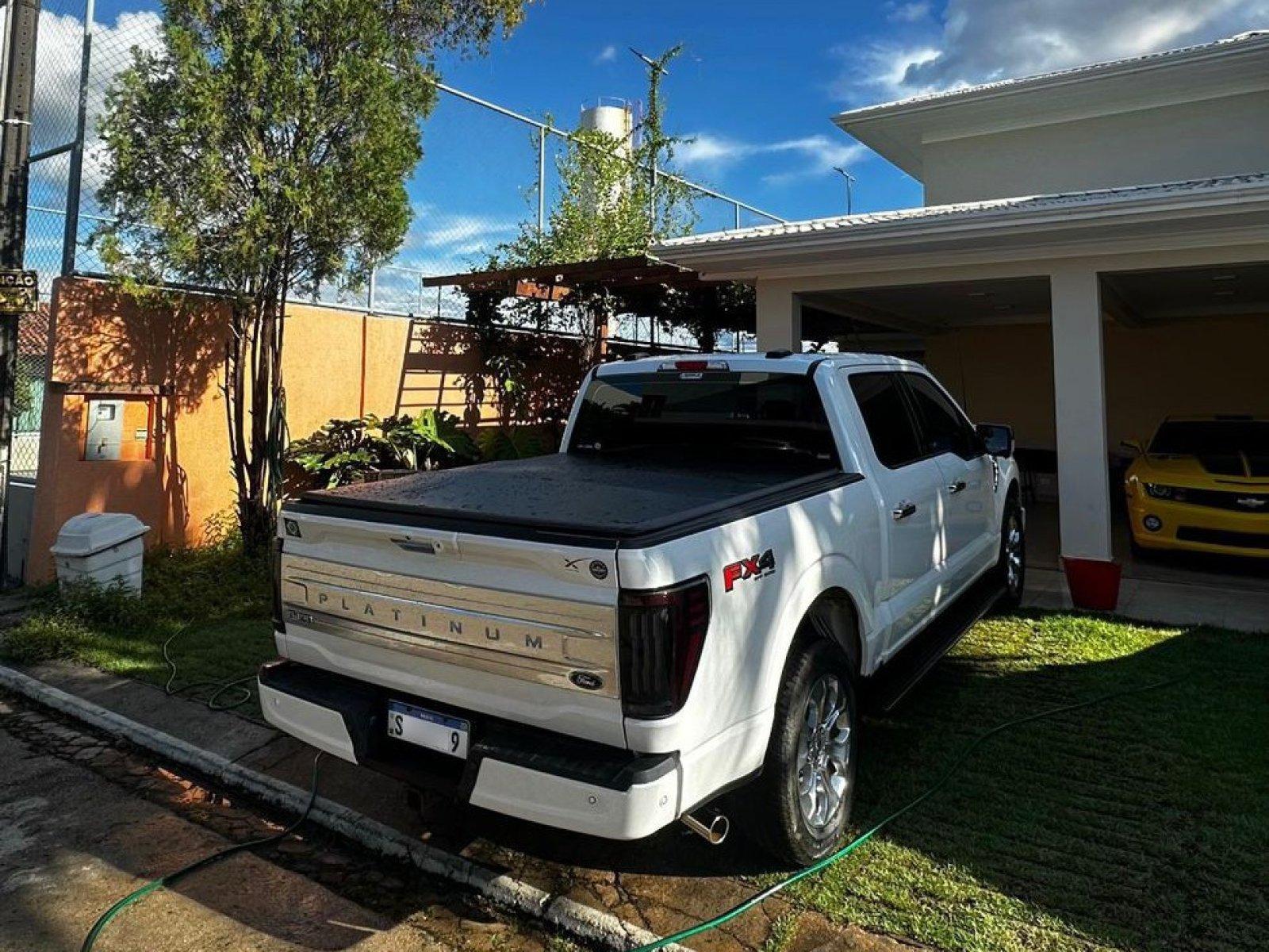 Foto 4 - Ford F150 Platinum 5.0 V8 Gasolina FX4