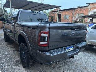 Foto 3 - RAM 2500 Laramie Night Edition 6.7 Turbo Diesel 4x4