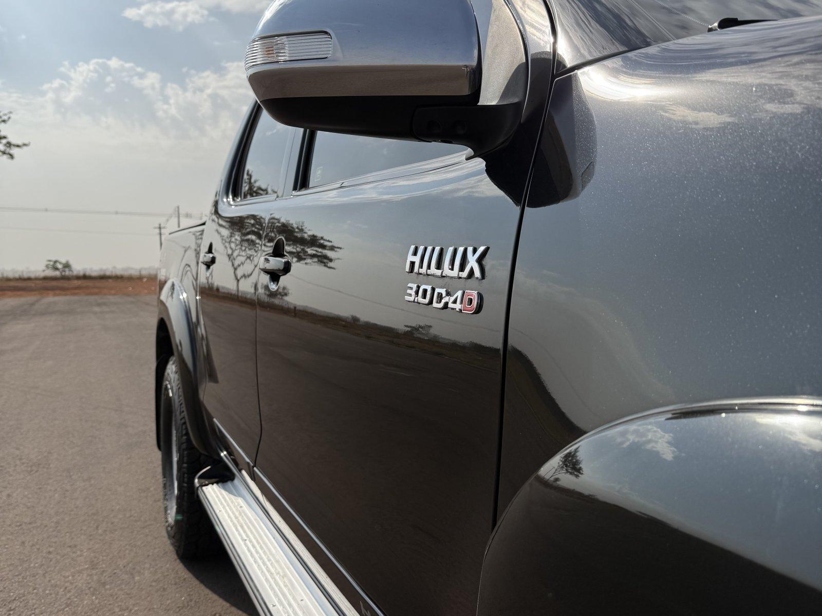 Foto 9 - Toyota Hilux SRV 3.0 Turbo Diesel 4x4