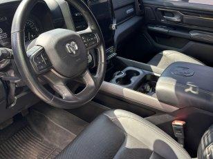 Foto 6 - RAM 1500 Rebel 5.7 V8 Gasolina 4x4