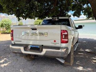 Foto 5 - RAM 3500 Laramie 6.7 Turbo Diesel 4x4