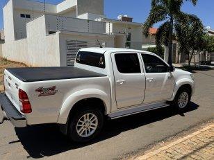 Foto 3 - Toyota Hilux SRV 3.0 Turbo Diesel 4x4