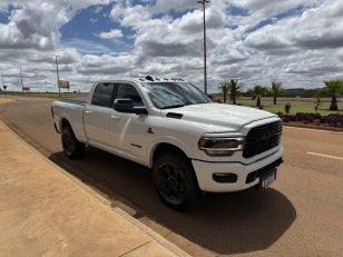 Foto 2 - RAM 3500 Laramie Night Edition 6.7 Turbo Diesel 4x4