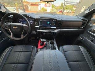 Foto 7 - Chevrolet Silverado 1500 High Country 5.3 V8 Gasolina 4x4