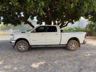 Foto 3 - RAM 3500 Laramie 6.7 Turbo Diesel 4x4