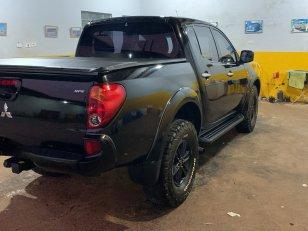 Foto 2 - Mitsubishi L200 Triton HPE 3.2 Turbo Diesel 4x4