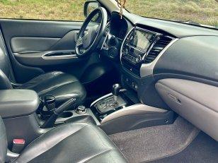 Foto 7 - Mitsubishi Triton HPE-S 2.4 Bi-Turbo Diesel 4x4