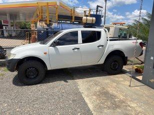 Foto 4 - Mitsubishi L200 Triton GL 3.2 Turbo Diesel 4x4