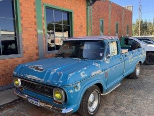 Foto 2 - Chevrolet D10 3.9D