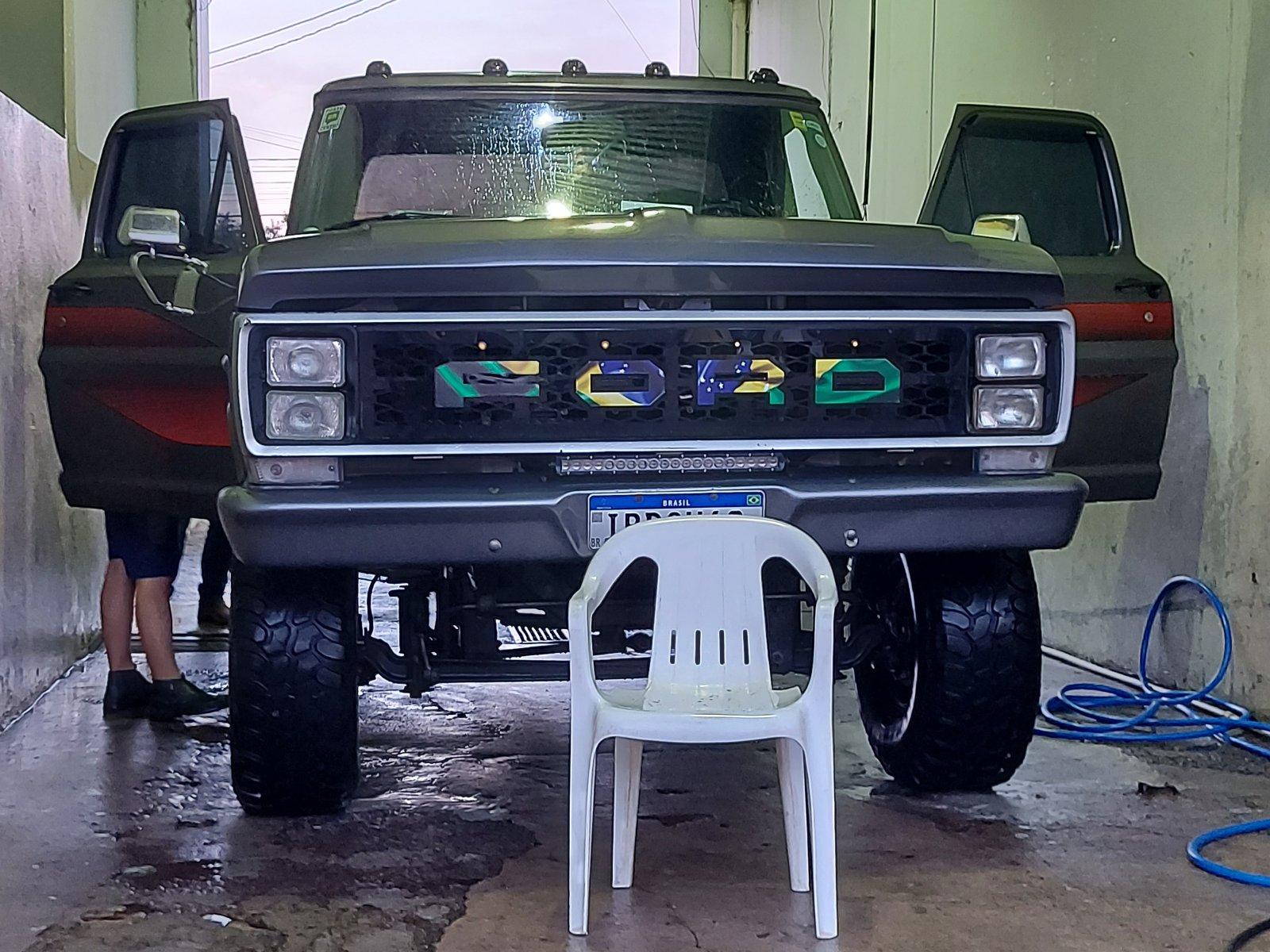 Foto 6 - Ford F1000 3.9 Diesel