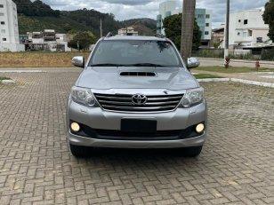 Foto 2 - Toyota Hilux SW4 SRV 3.0 Turbo Diesel 4x4