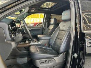 Foto 5 - Chevrolet Silverado 1500 High Country 5.3 V8 Gasolina 4x4