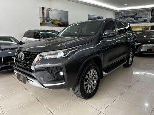 Foto 3 - Toyota Hilux SW4 SRX 2.8 Turbo Diesel 4x4