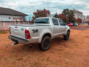 Foto 6 - Toyota Hilux SRV 3.0 Turbo Diesel 4x4