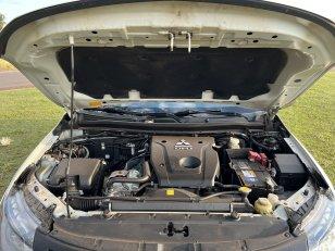 Foto 9 - Mitsubishi L200 Triton Sport HPE-S 2.4 Turbo Diesel 4x4